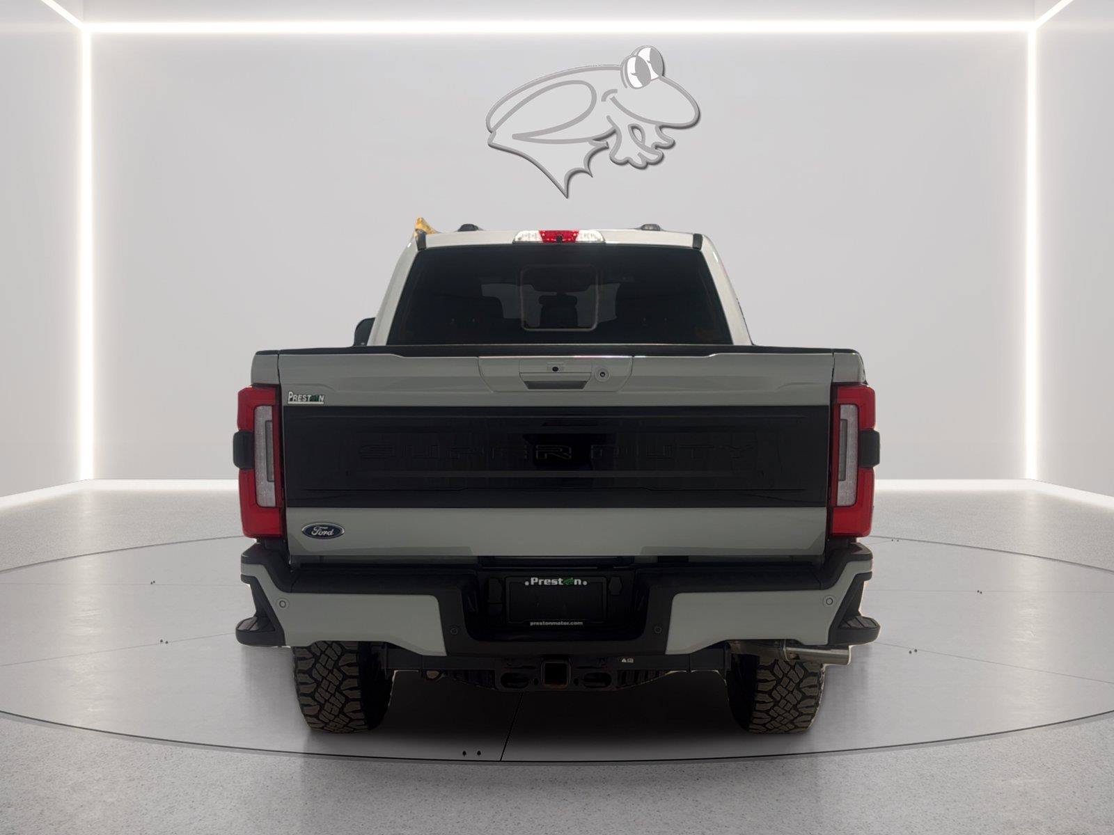 Certified 2026 Ford F250 Platinum w/ Tremor Off-Road Package AWD/4WD image 4