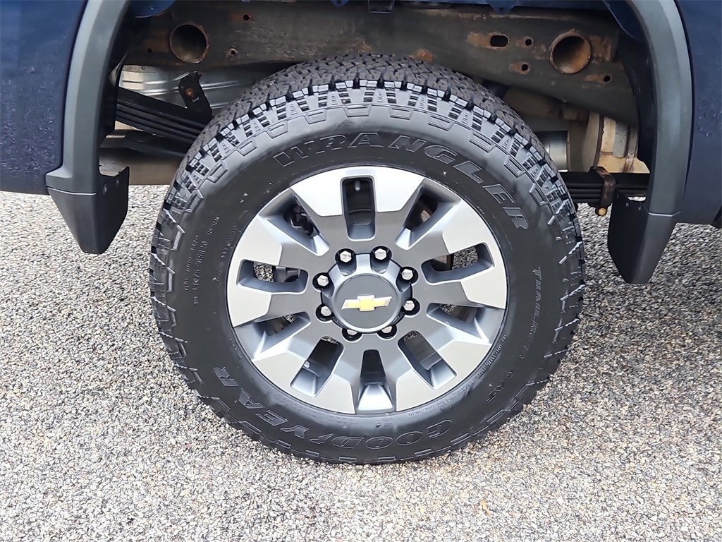 Certified 2022 Chevrolet Silverado 2500 Custom w/ Gooseneck/5TH Wheel Package image 6