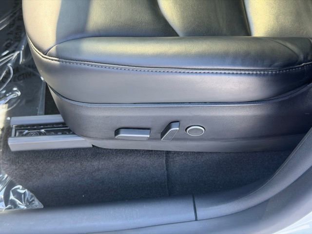 Used 2021 Tesla Model Y Long Range image 17