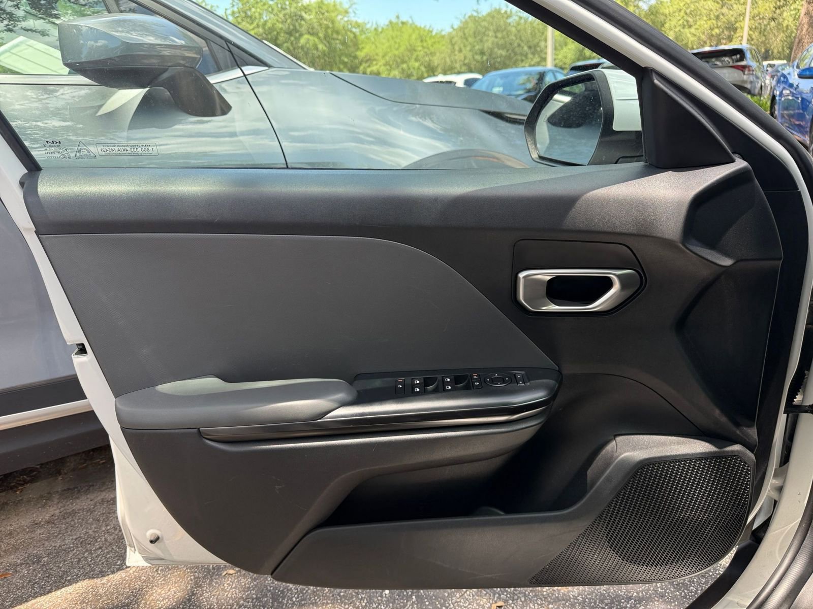 Used 2025 Kia K4 FWD image 18