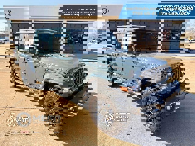 New 2025 Jeep Gladiator Sport