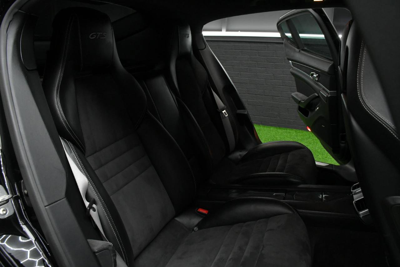 Used 2013 Porsche Panamera GTS image 38