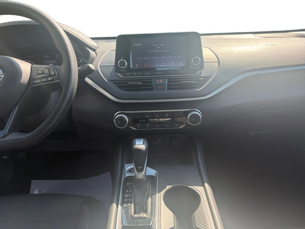 Used 2023 Nissan Altima 2.5 S FWD image 11