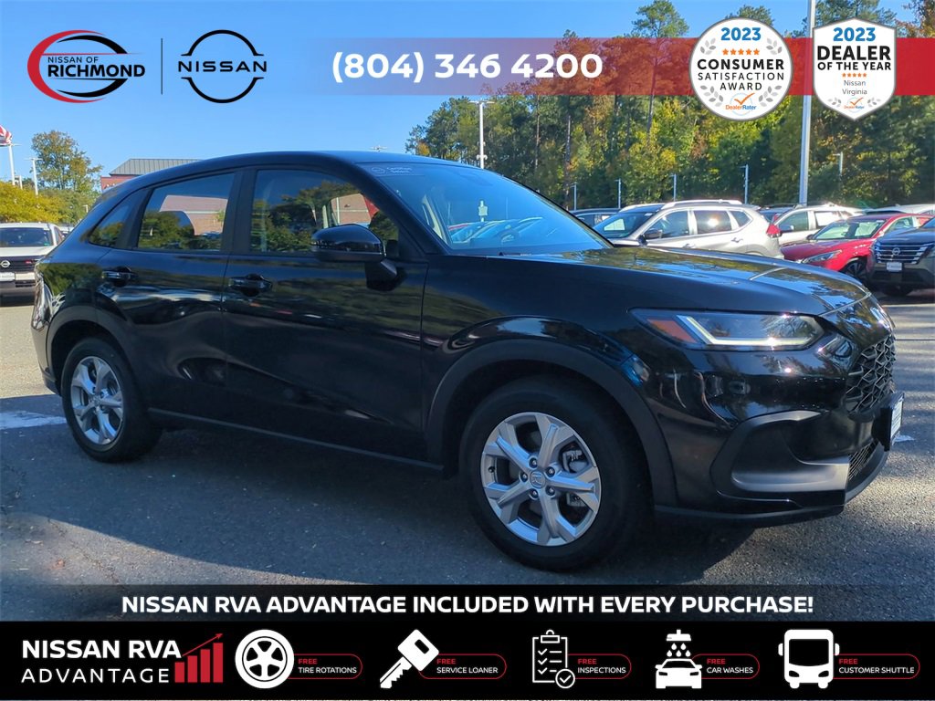 Used 2025 Honda HR-V LX image 3