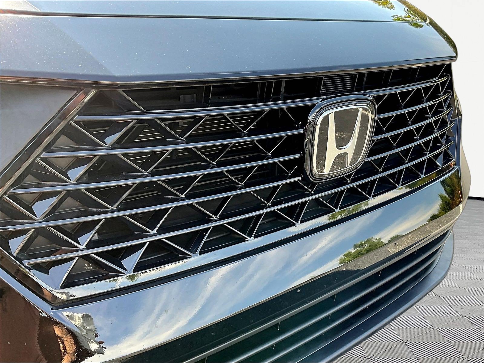 Certified 2024 Honda Accord LX image 32
