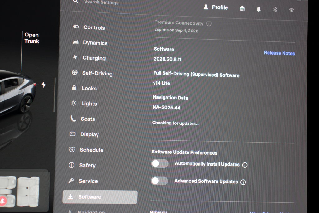 Used 2023 Tesla Model 3 Standard Range RWD image 22