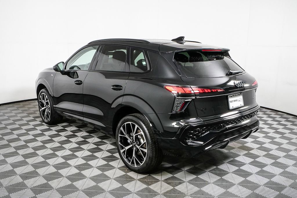 New 2026 Audi Q3 quattro 2.0T image 30