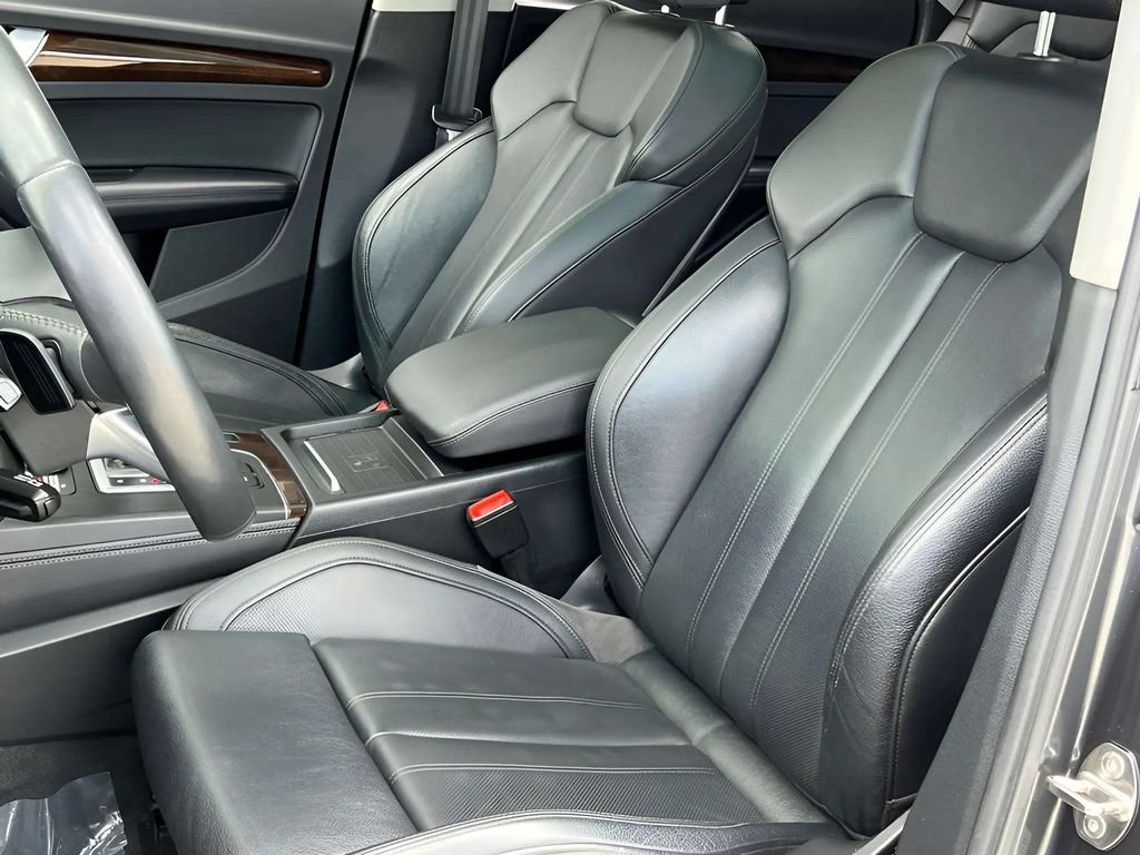 Used 2019 Audi Q5 Prestige w/ Prestige Package AWD/4WD image 7