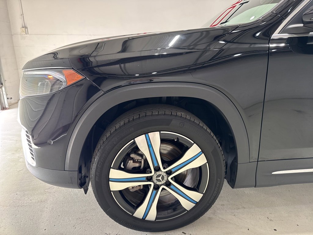Used 2023 Mercedes-Benz EQB 350 4MATIC SUV w/ Exclusive Package image 7