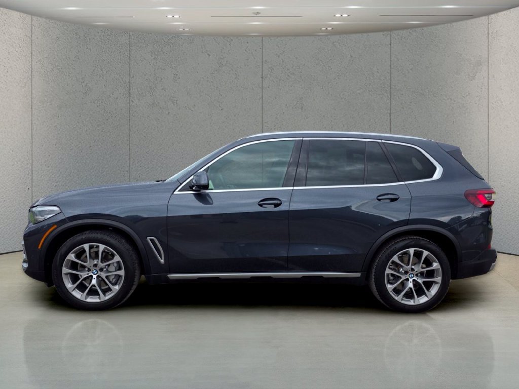 Used 2022 BMW X5 sDrive40i w/ Parking Assistance Package RWD image 9