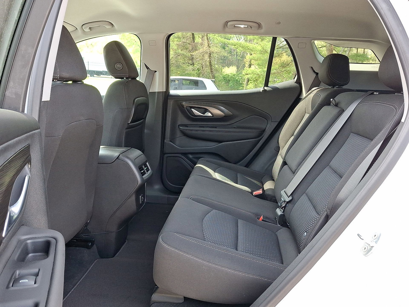 Certified 2022 GMC Terrain SLE w/ Driver Convenience Package AWD/4WD image 20
