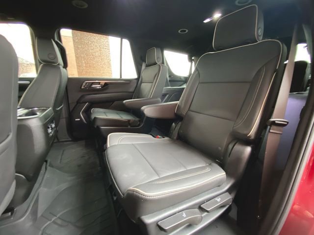 Used 2025 Chevrolet Tahoe Premier AWD/4WD image 25