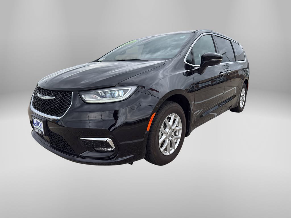 Used 2025 Chrysler Pacifica Select FWD image 1