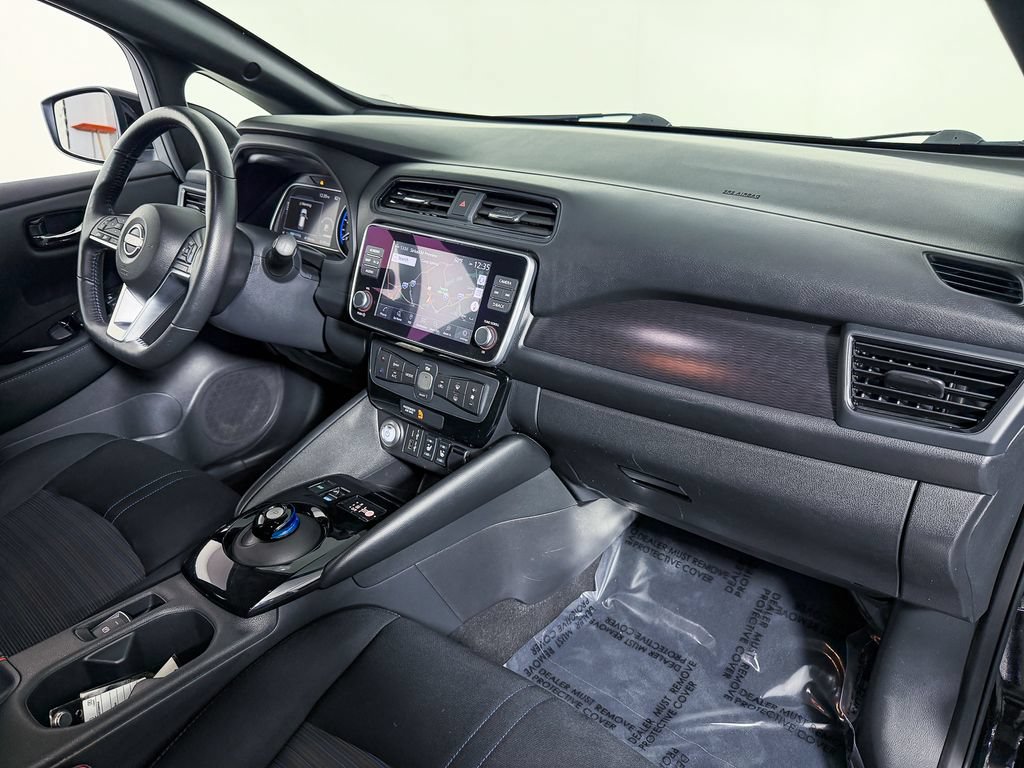 Certified 2023 Nissan Leaf SV Plus FWD image 12