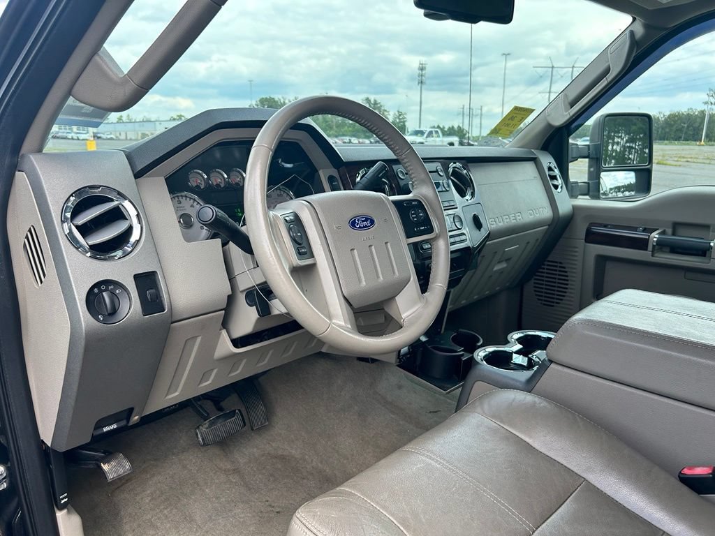 Used 2008 Ford F250 Lariat RWD image 9
