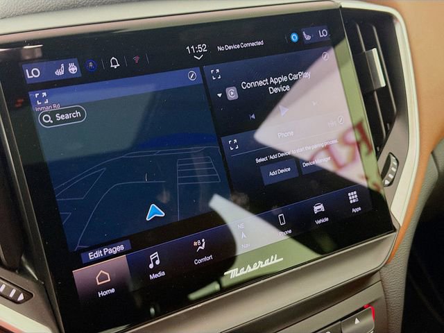 Used 2023 Maserati Ghibli Modena Q4 AWD/4WD image 16