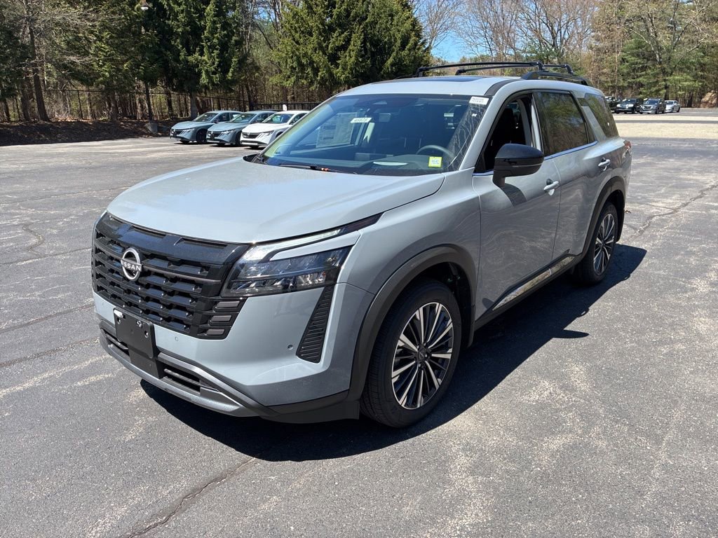 New 2026 Nissan Pathfinder Platinum AWD/4WD image 3
