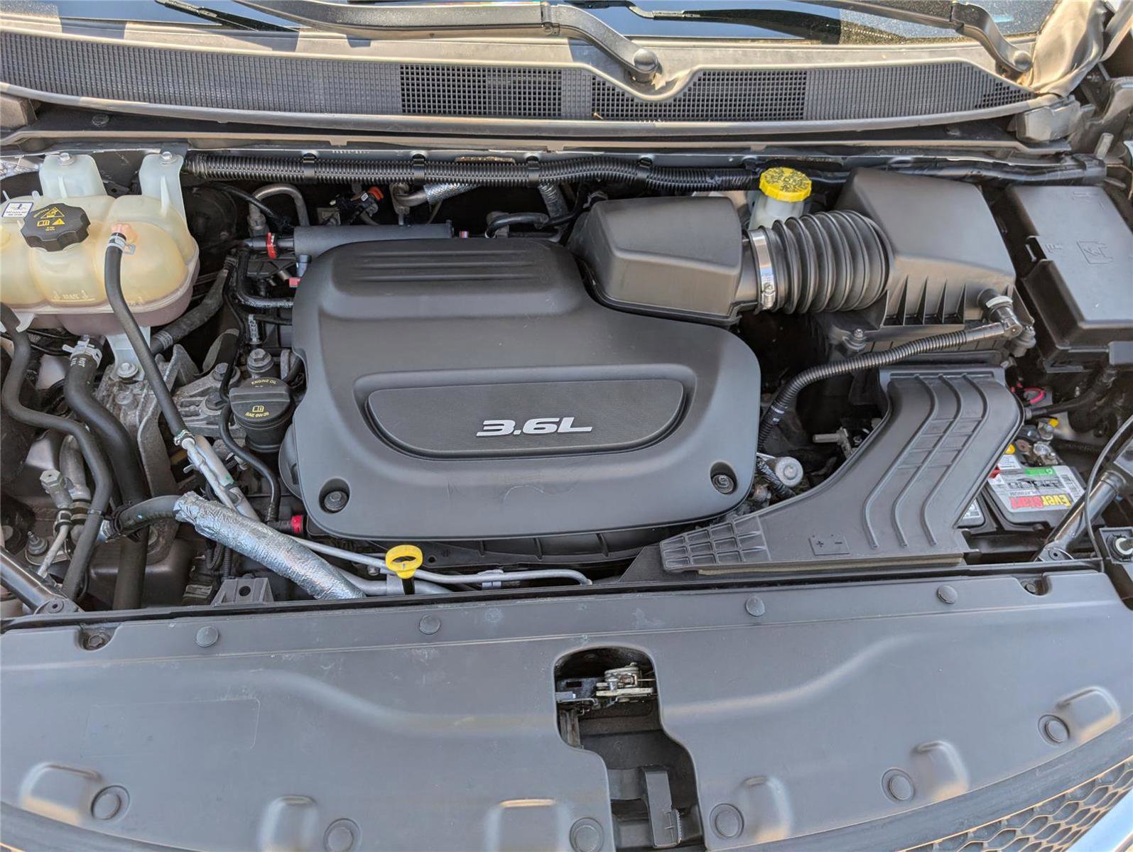 Used 2018 Chrysler Pacifica Limited image 43