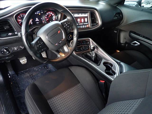 Used 2022 Dodge Challenger R/T w/ Blacktop Package image 8