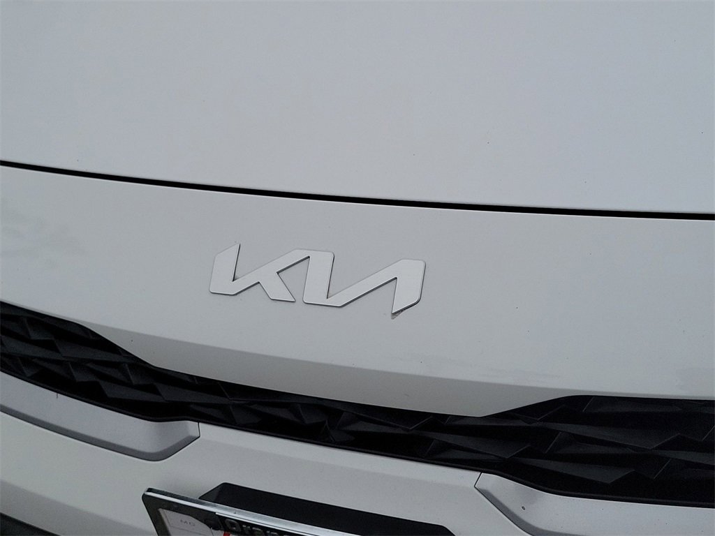 Used 2024 Kia Forte LXS w/ LXS Technology Package image 27