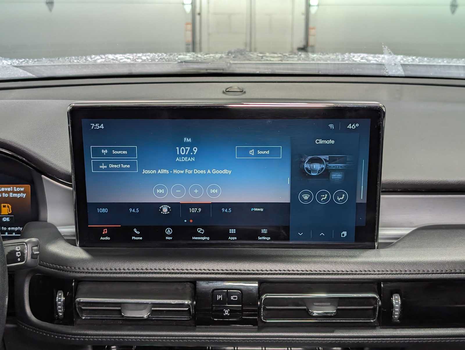 Certified 2023 Lincoln Nautilus AWD w/ Premium Package image 18