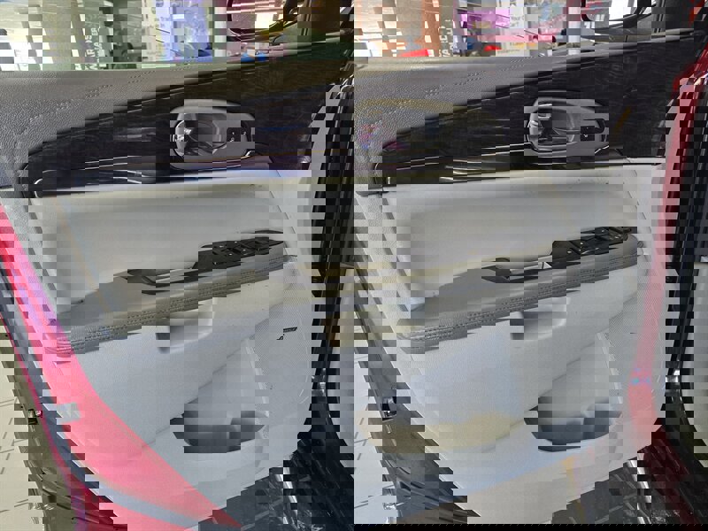 Used 2015 Buick Enclave Leather image 7