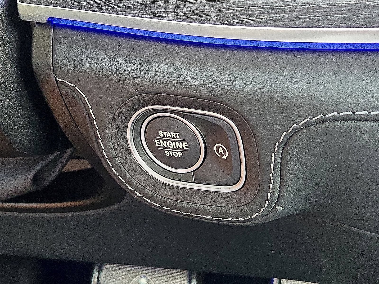 Used 2025 Mercedes-Benz Maybach GLS 600 4MATIC image 33