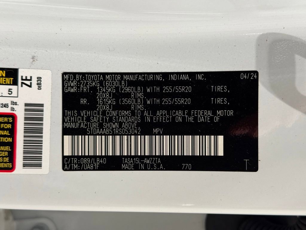 Certified 2024 Toyota Grand Highlander AWD image 33