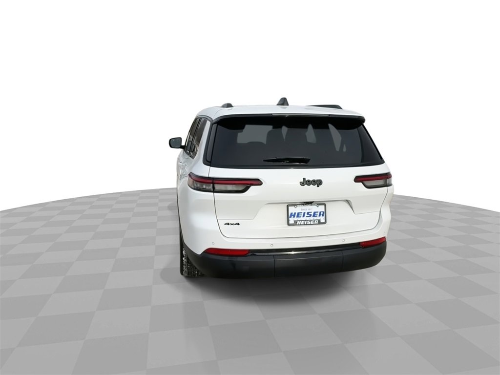 Used 2025 Jeep Grand Cherokee L Altitude image 7