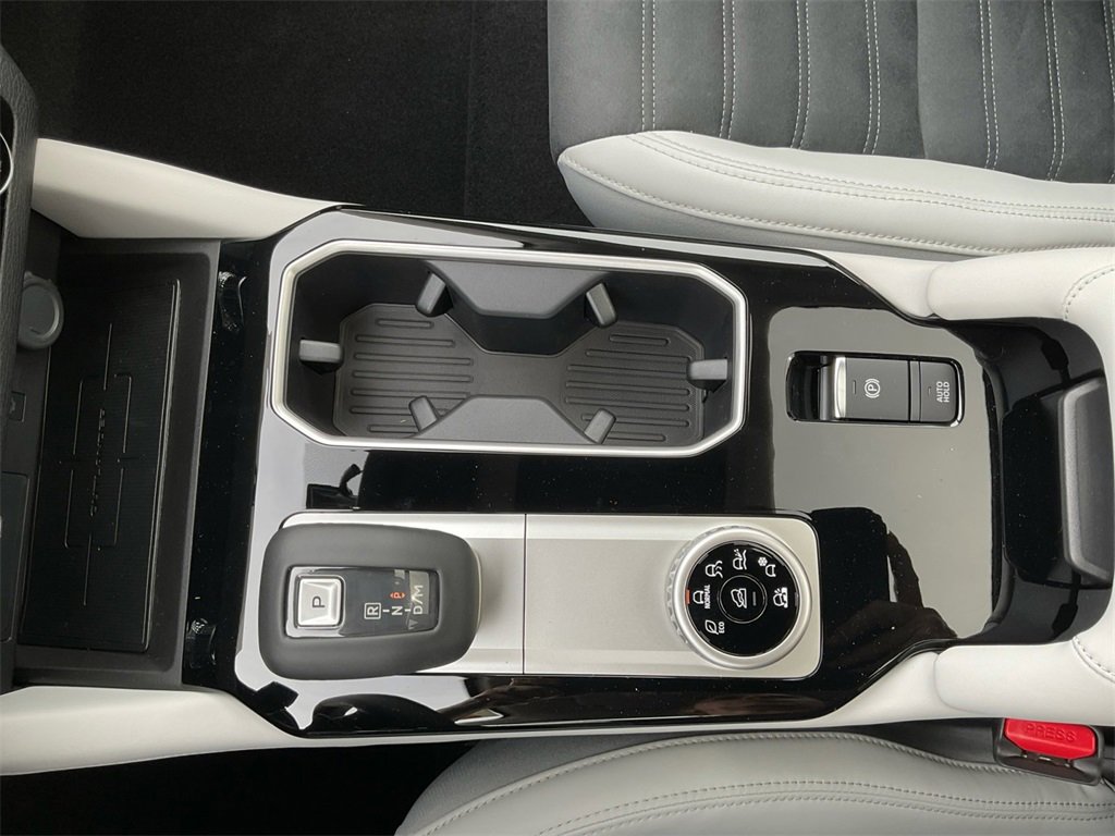 New 2025 Mitsubishi Outlander SE image 20