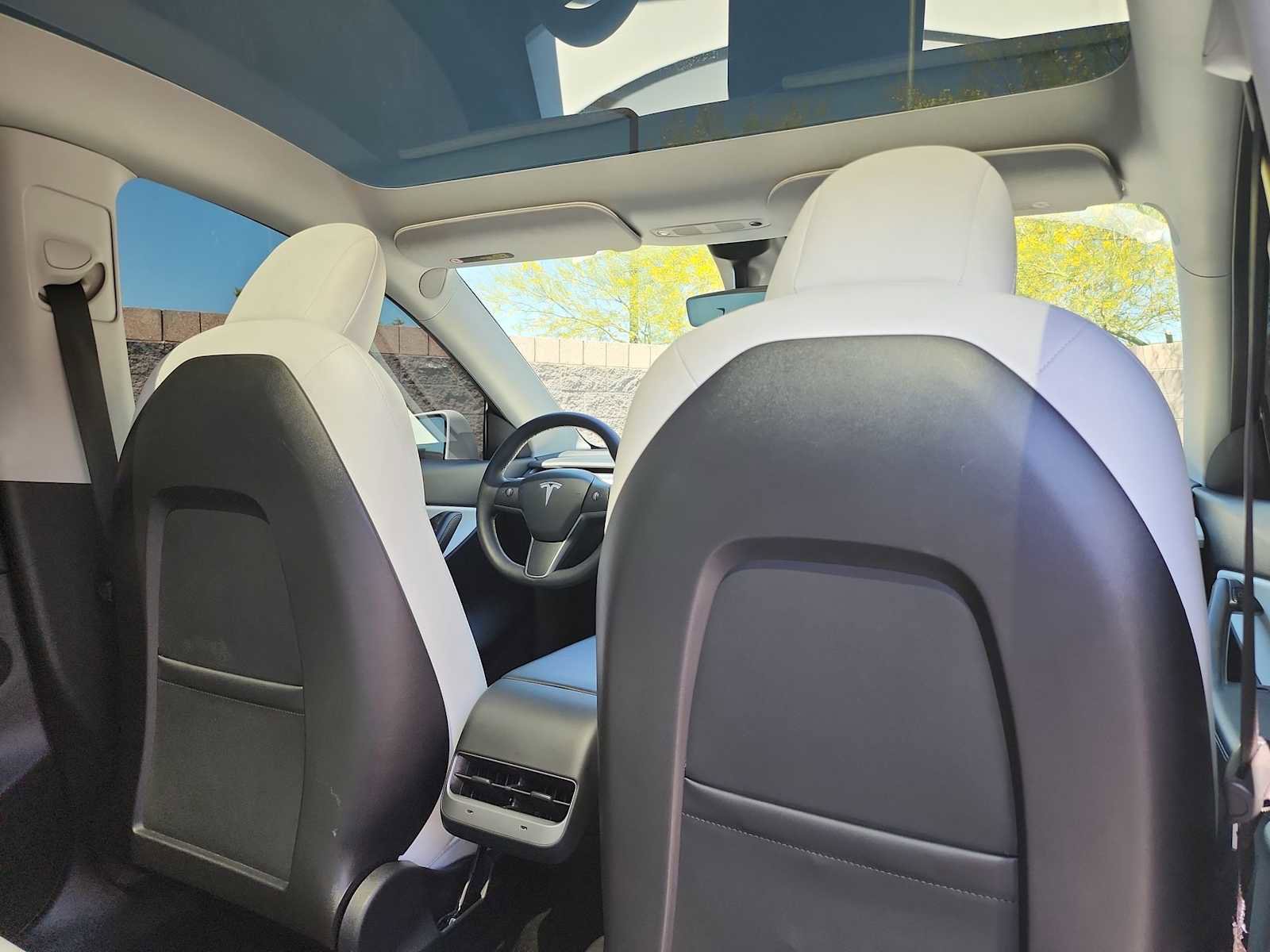 Used 2021 Tesla Model Y Performance image 16