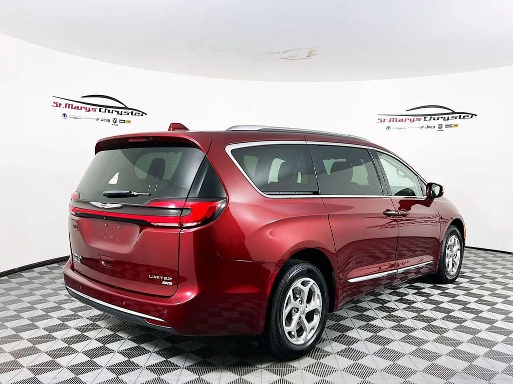 Used 2021 Chrysler Pacifica Limited image 8