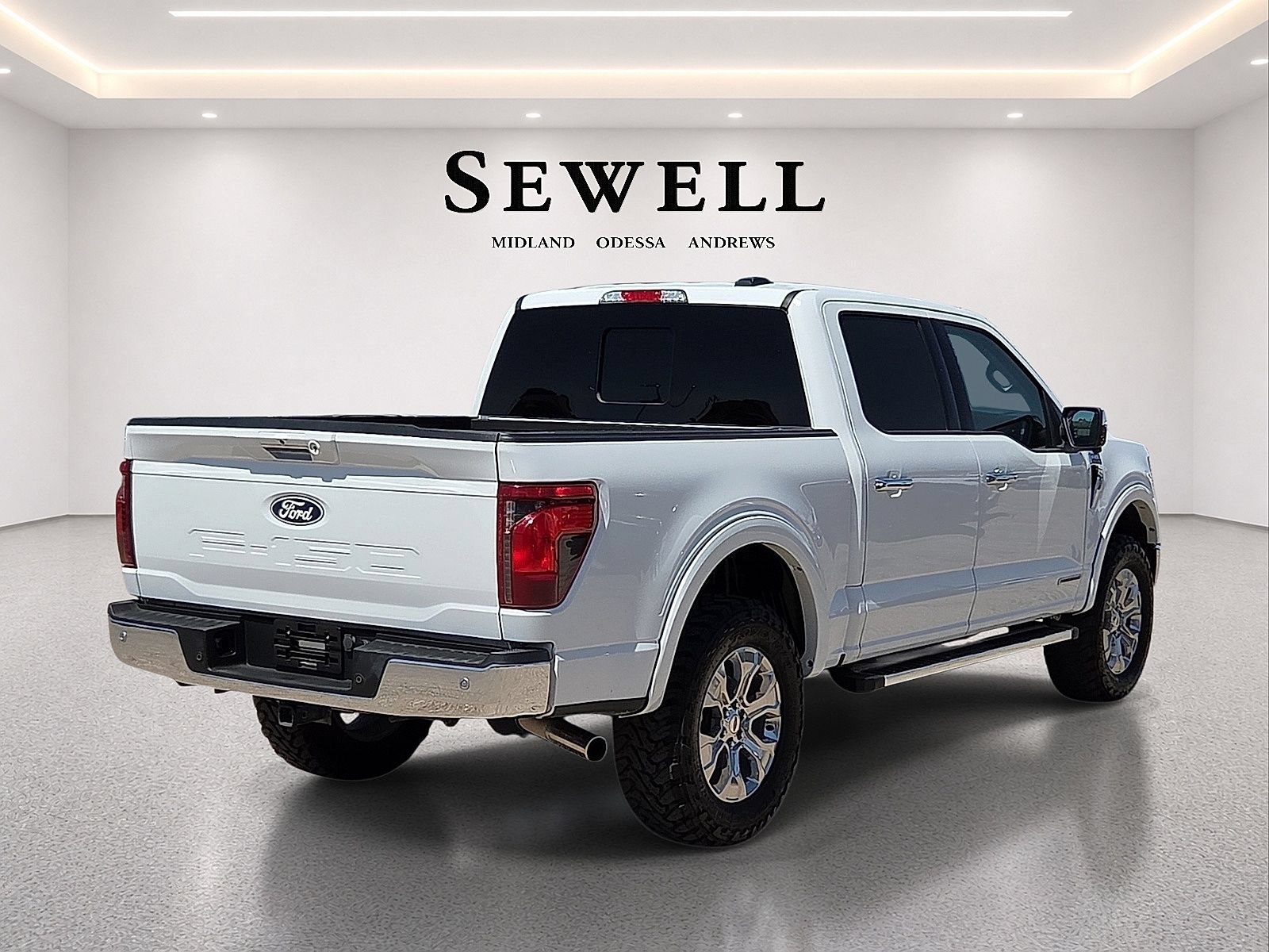 Used 2024 Ford F150 XLT w/ Equipment Group 302A MID AWD/4WD image 4