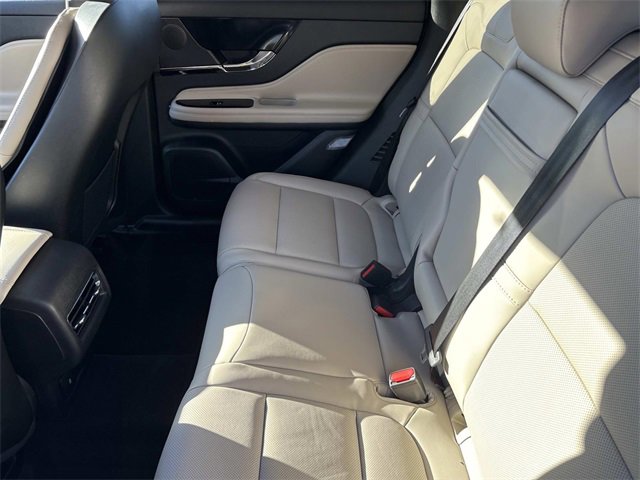 New 2026 Lincoln Corsair Premiere image 18