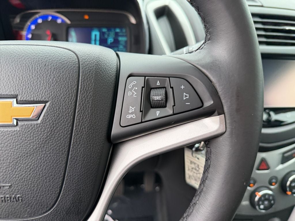 Used 2015 Chevrolet Trax LT w/ LT Sun and Sound Package AWD/4WD image 16