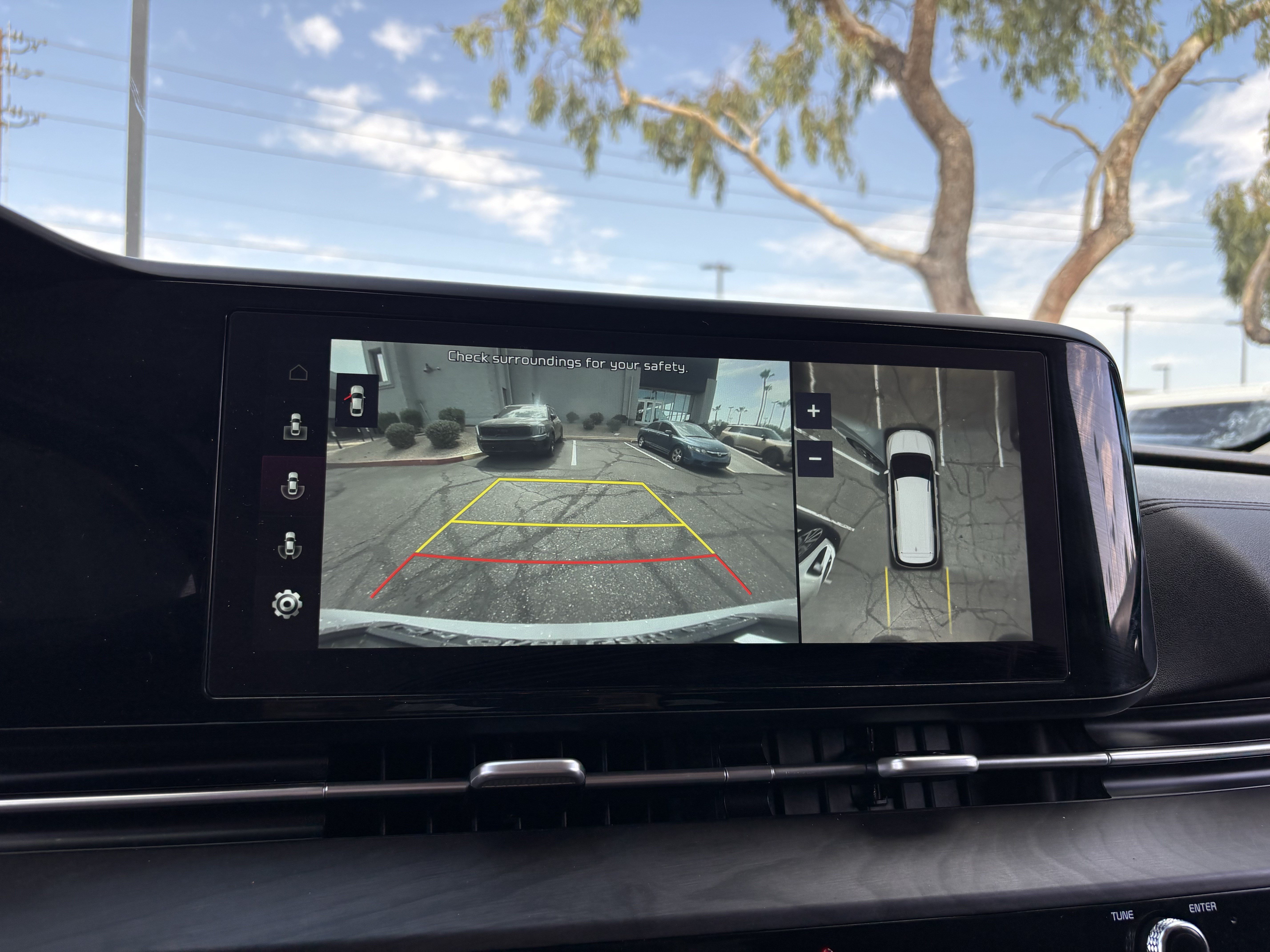 Used 2022 Kia Carnival SX FWD image 24