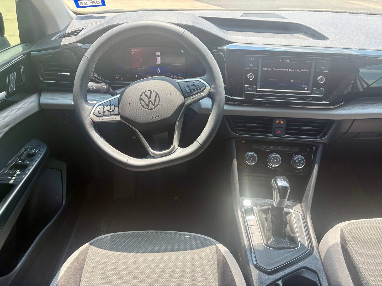 Used 2024 Volkswagen Taos S w/ MDO Package FWD image 12