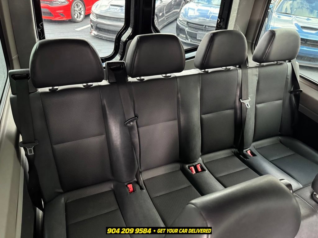 Used 2010 Mercedes-Benz Sprinter 2500 image 27