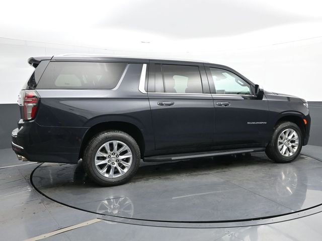 Used 2023 Chevrolet Suburban Premier RWD image 8