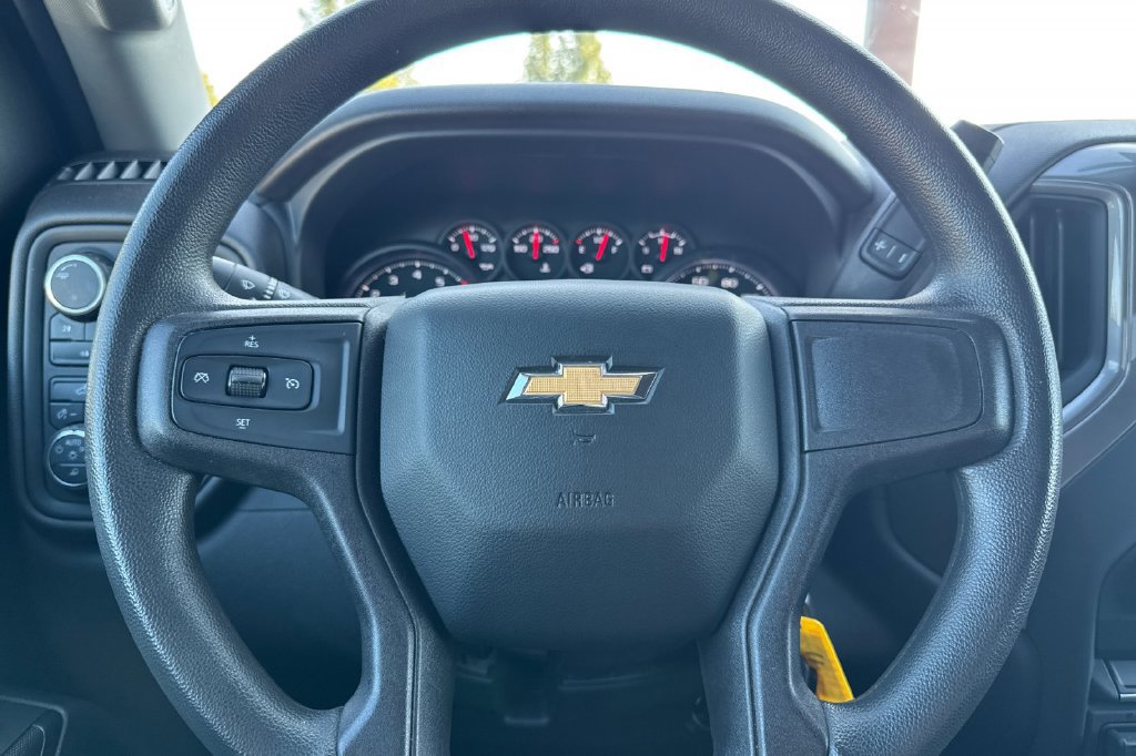 Used 2021 Chevrolet Silverado 2500 Custom w/ Custom Value Package AWD/4WD image 24