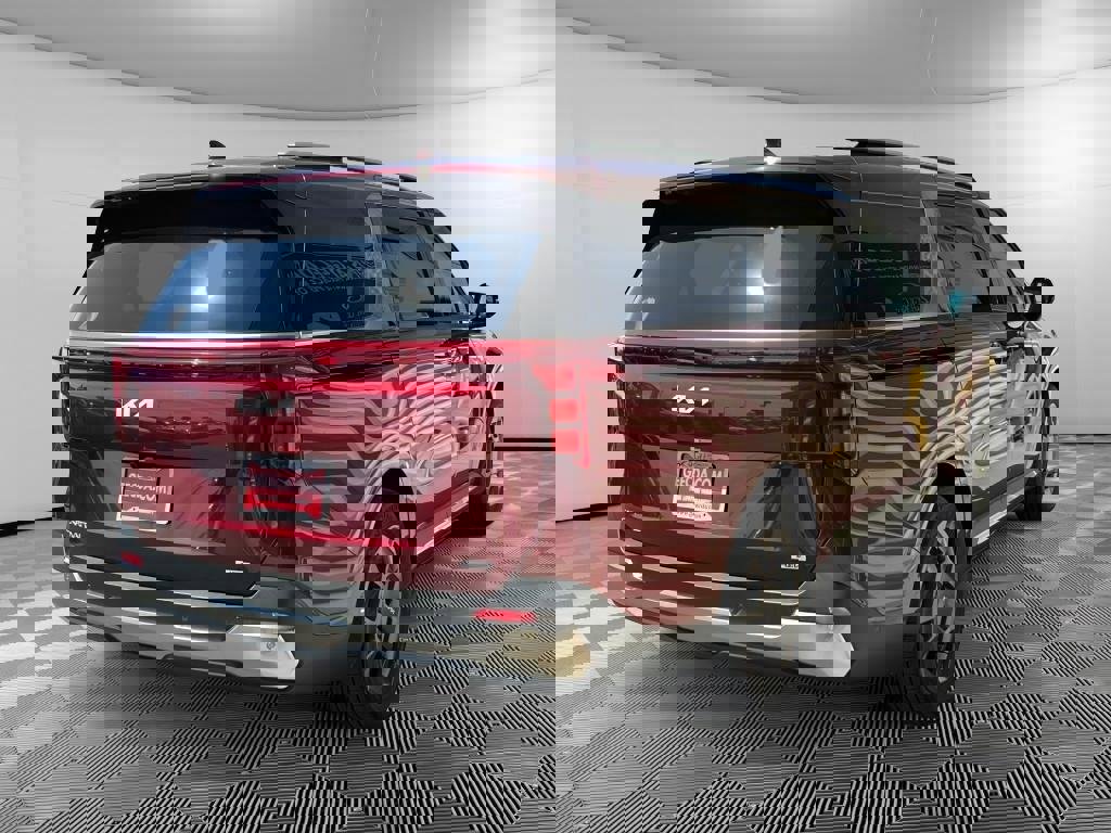New 2026 Kia Carnival SX image 5