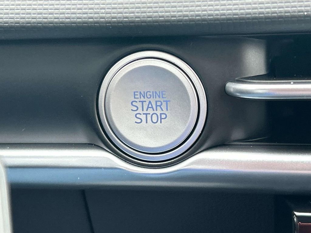 New 2026 Hyundai Tucson Blue SE image 26