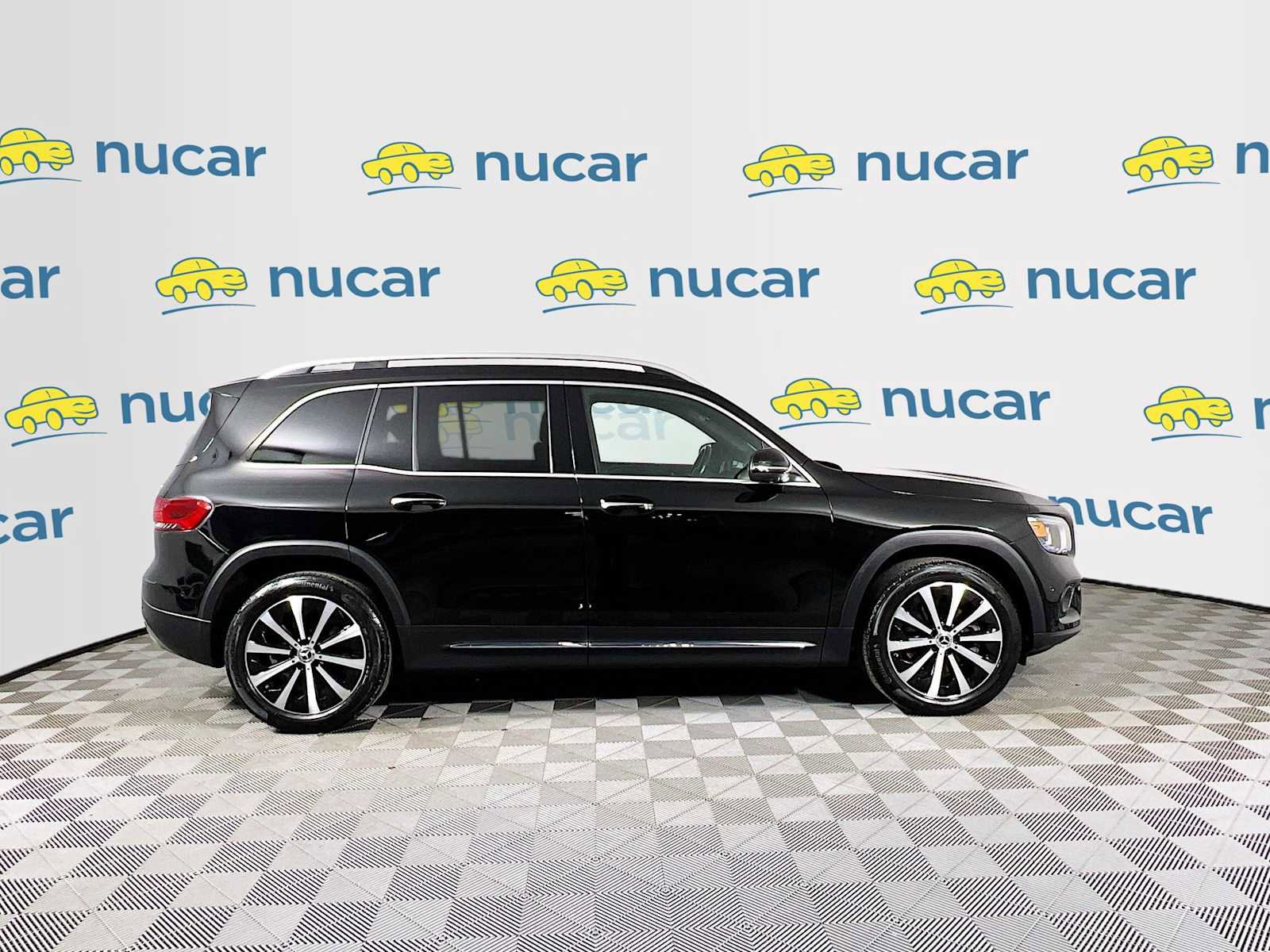 Used 2023 Mercedes-Benz GLB 250 4MATIC image 8