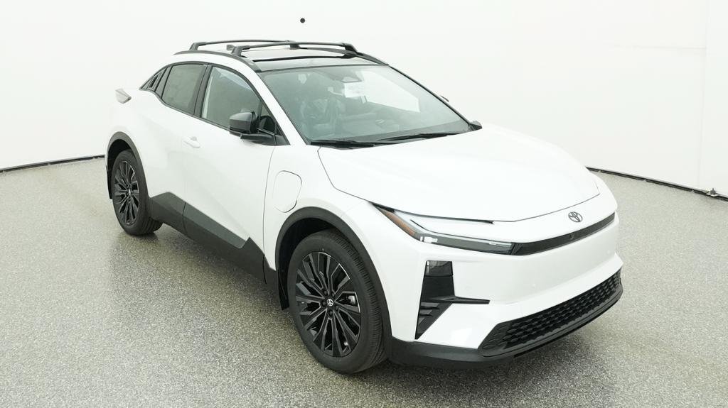 New 2026 Toyota C-HR AWD/4WD image 18