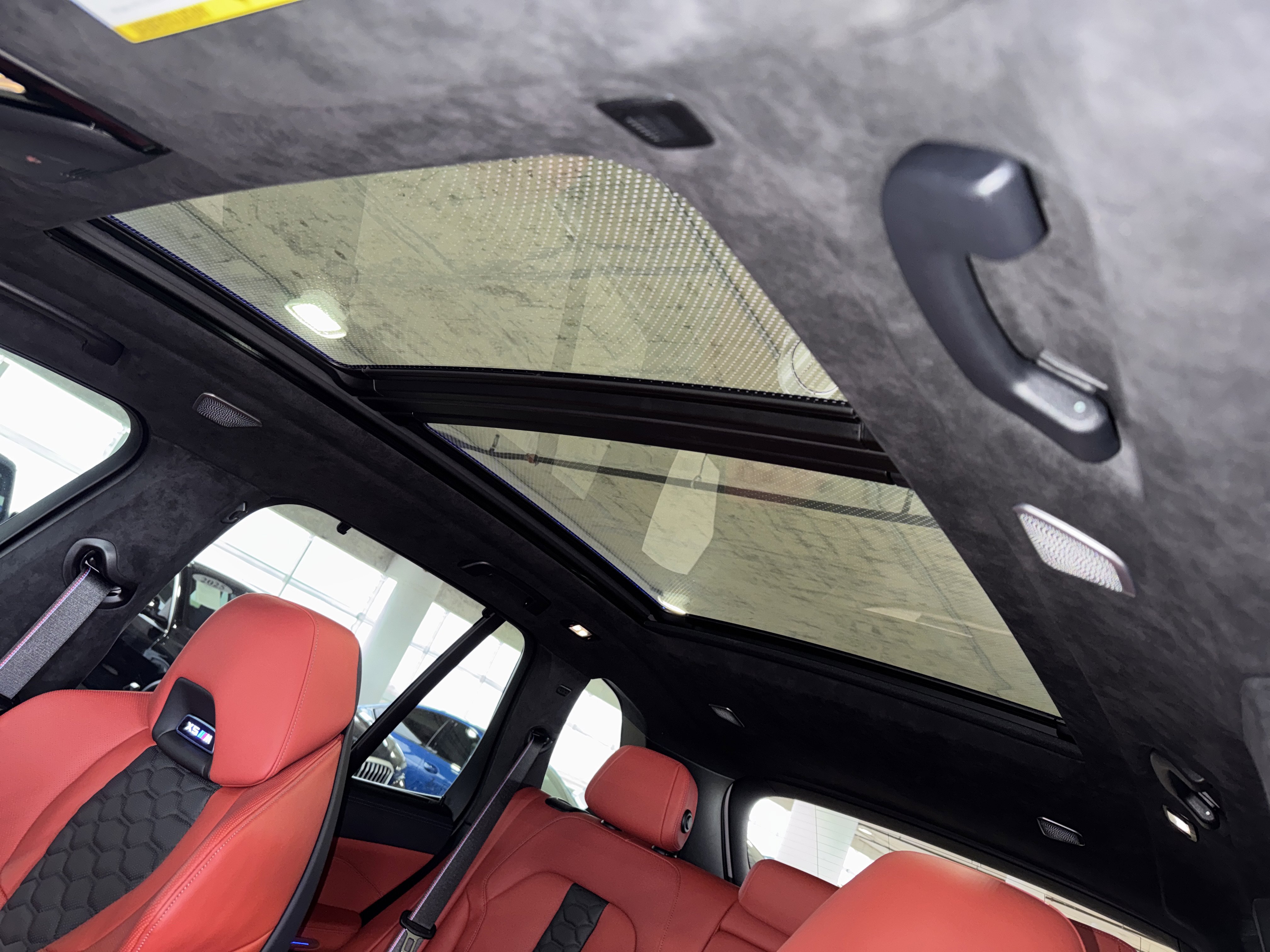 Used 2026 BMW X5 M Competition w/ Executive Package image 32