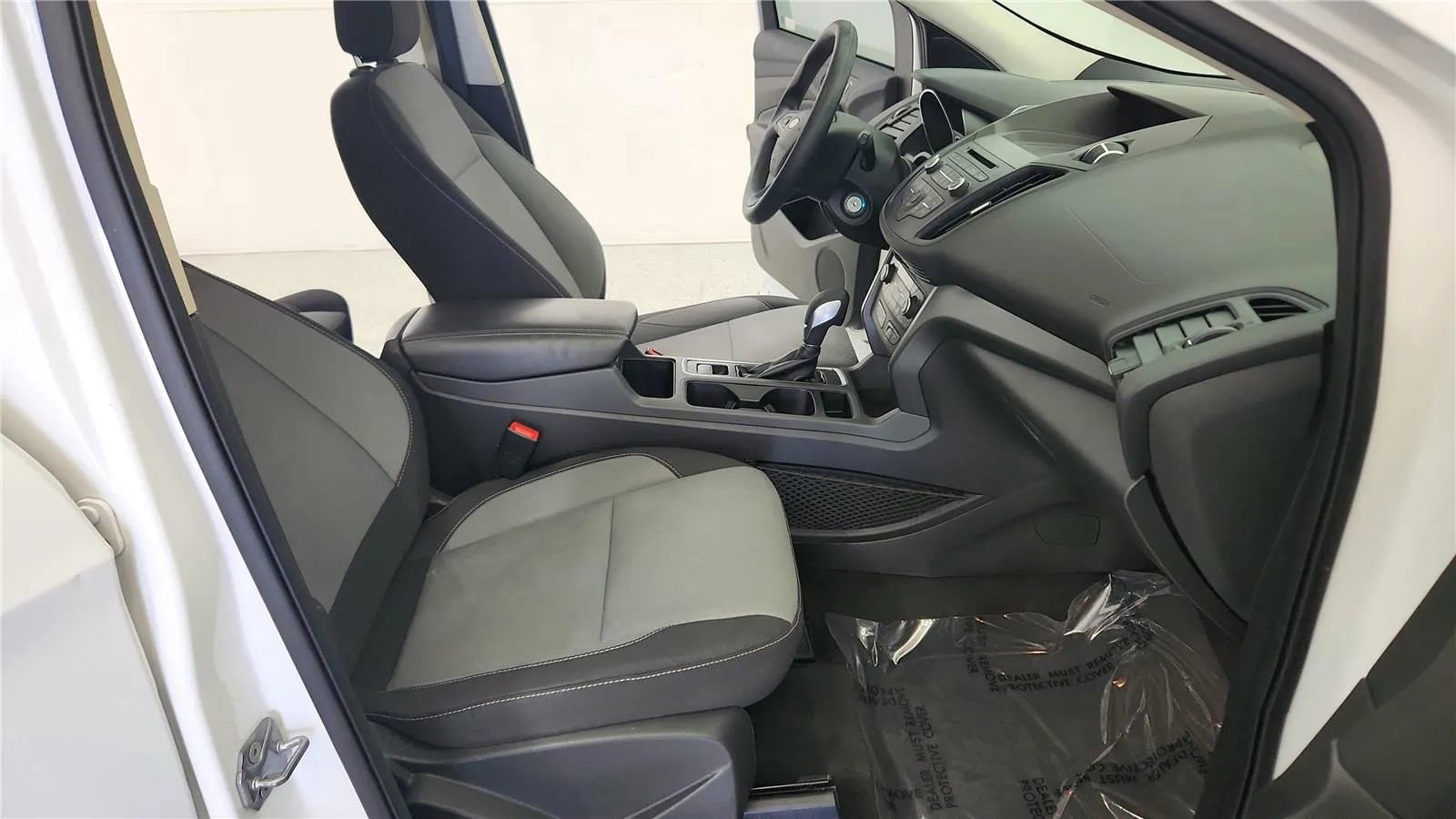 Used 2018 Ford Escape SE image 35