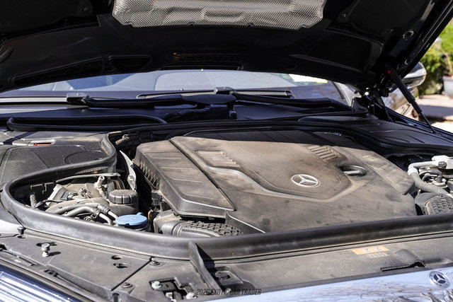 Used 2020 Mercedes-Benz S 560 4MATIC Sedan image 17