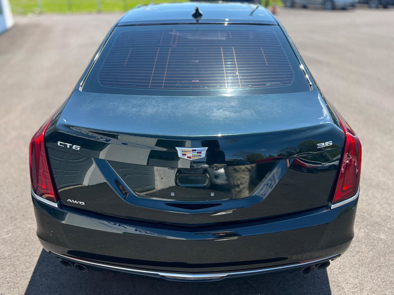 Used 2017 Cadillac CT6 Luxury w/ Active Chassis Package AWD/4WD image 11