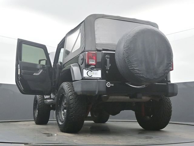 Used 2017 Jeep Wrangler Sahara w/ Connectivity Group image 55