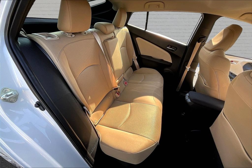 Used 2022 Toyota Prius LE FWD image 14